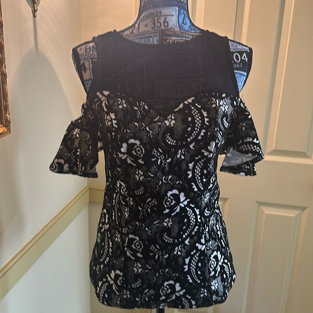 Formal black and white Boston Proper blouse - Picture 1 of 2